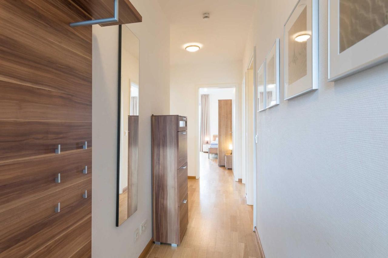 Apartment Residenz Am Yachthafen 5 *
